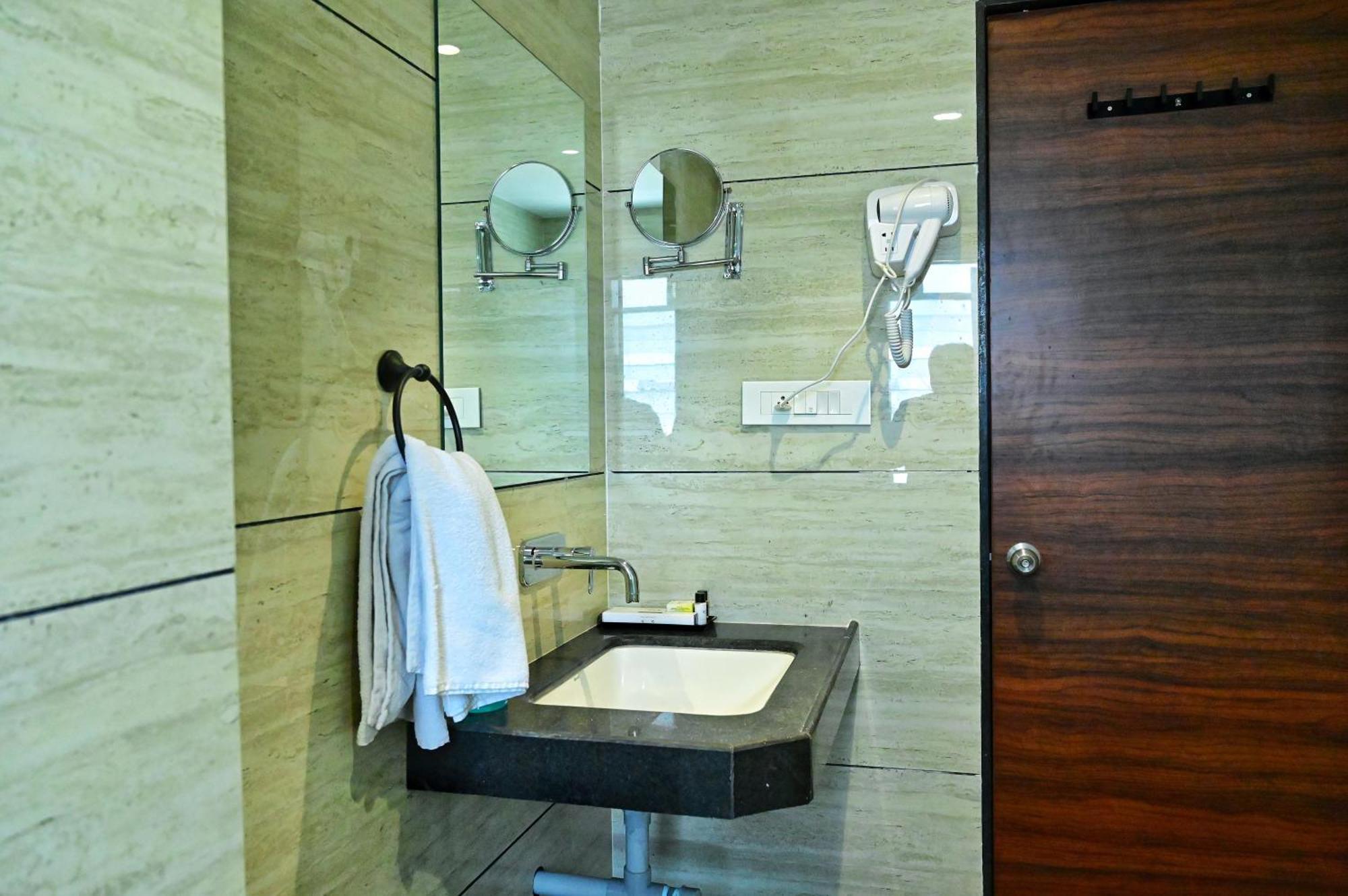 The One Hotel Насик Экстерьер фото