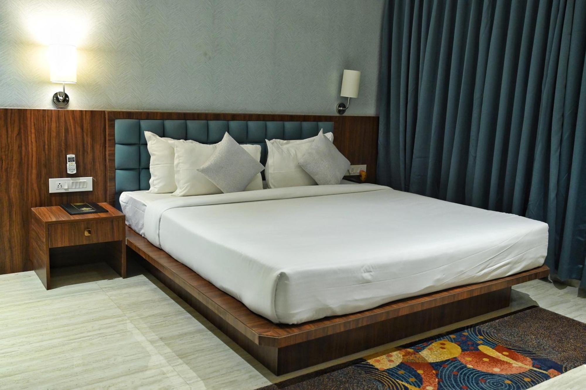 The One Hotel Насик Экстерьер фото
