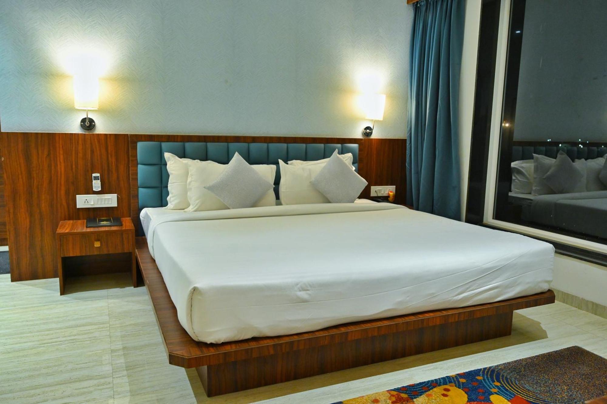 The One Hotel Насик Экстерьер фото